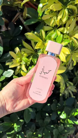 how i love being a woman 🌷😜 #lattafa #hayaati #pink #coquette #cleangirlaesthetic #lattafaperfume #hayaatiflorence #arab #miami 