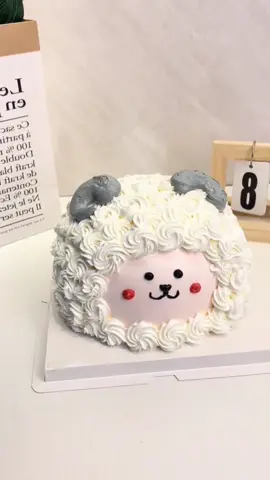 Cute sheep cake #cakedecorating #cakemaking #fyp #cakeoftiktok #sheepcake#cutecake