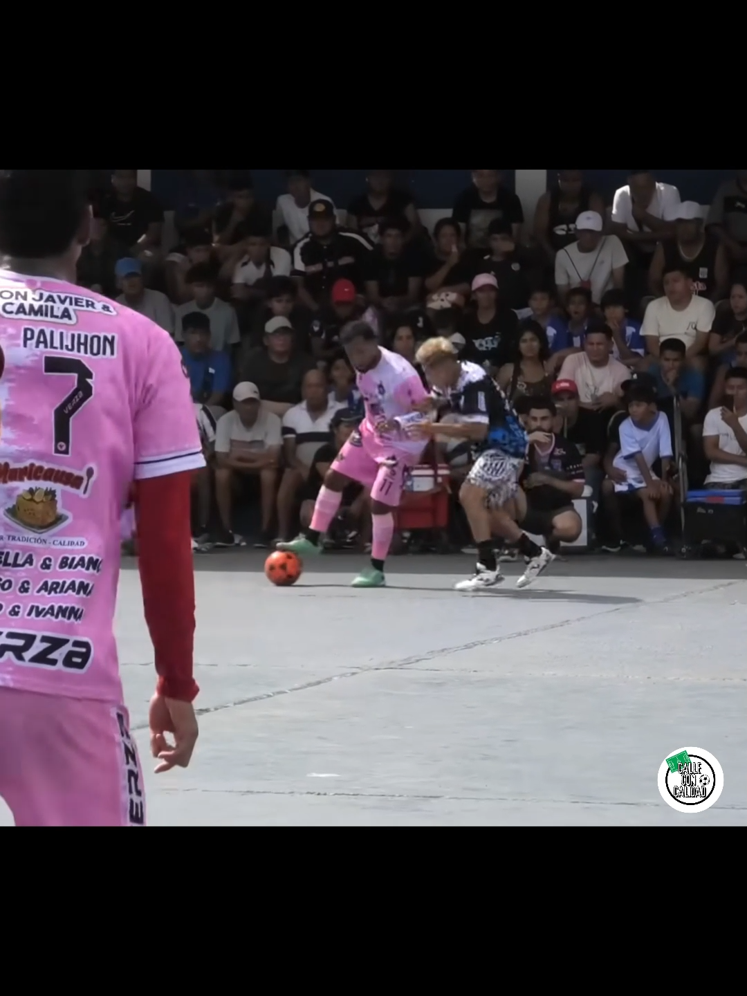 chocolate del barrio 🇵🇪 🍫⚽ #peru #fyp #chocolateperuano #futsal #futsalperuano #futbol #futbolperuano #fulbito #barrio #jogobonito #futsalskills