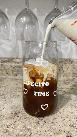 Cafecito time 💕 #cafecito #nescafeice 
