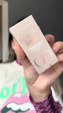 Back camera, no filter for the NEW Anastasia Beauty Balm in Shade 10 [medium, cool golden undertone]. Highly impressed with the shade match and the way it glides on. It literally melts right onto my skin - Hello, glowy finish!✨ Feels like the final step in my skincare routine and I’m ready for the day - I’ve worn this every day since it came in so, I’ll be going through it QUICK •• thanks to @Influenster and @anastasiabeverlyhills for trusting me with an honest review and this gift 🙌🏽 #ABHBeautyBalm #complimentary #anastasiabeverlyhills #anastasiabeverlyhillsbeautybalm #abhbeautybalm10 #skincare #grwm #firstimpression #newmakeup #latina 