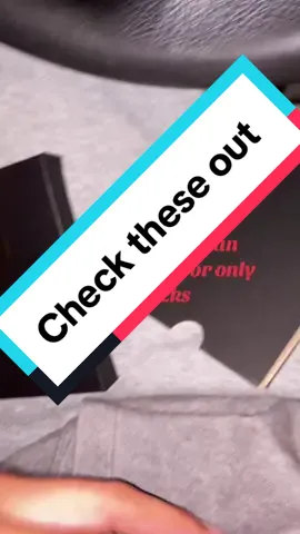 Dont miss out they on sale🤯🤯#wallets #carbonfiber #cash#cards#VikingRise 