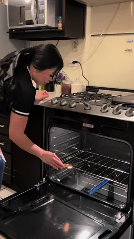 ✨ VAMOS HACER UN RICO PASTEL DE ZANAHORIA 🥕🍰🥕 FÁCIL Y RÁPIDO ✨ ESTRENE MI HORNO DE MI ESTUFA POR PRIMERA VEZ 😰 ME DIO MIEDO 🔥 PRENDERLO #fyp #parati #fouryou #fouryoupage 