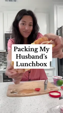 Went to bed at 2am again because I was studying😴 Hubby didnt wake me up this morning bc he said i looked tired😩 but wifey duty calls 💕 #packinglunchformyhusband #packinglunch #packinglunchformylove #lunchformyhusband #lunchformyhubby #lunchformyhoney #packingmyhoneyslunchbox 