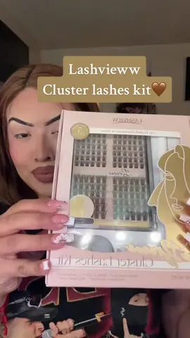 How i apply DIY LASHESSS🤎 #lashview #lashviewclusterlashes #fypp #diylashextensions #lashextensions #lashkit #paratipage #pestañaspeloapelo #pestañaslargas #MakeupRoutine 