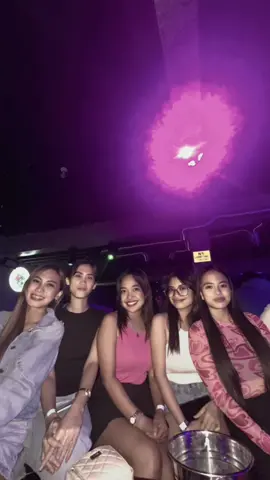 Ah ah ah these people🫶💙 Partying with these wonderful human beings. One of the most cherished memories from my college life is the privilege of meeting each and every one of you.