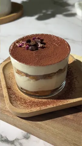 tiramisu ☕️🍰🥧✨ #FoodTok #baking #dessert #tiramisu 