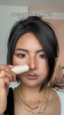 Behold! The power of nose contour 🙌🙌  #sheglam #sheglammusthaves #contour #contouring #makeuphack