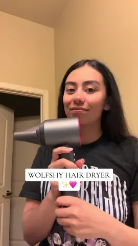 Say goodbye to the feeling of sleeping with wet hair 😄✨🫶  . . . #hairdryer #hairdryerbrush #hairproducts #fyp #viral #hairtransformation 