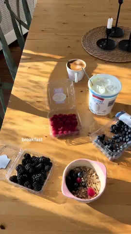 Friday morning breakfast mood 🕺🕺  #breakfast #morningroutine #morningroutineaesthetic #breakfastideas #breakfastvlog 