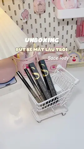 Bút kẻ mắt lâu trôi Sace Lady. Chòi oi đừng có lóp nữa 🛍️🥲#sacelady #saceladycosmetic #butkemat #Eyeliner #kematsacelady #unboxing #xhtiktok #makeup #trending #biunie206 #lamdep #noidiatrung #kemat #butkematnuoc #butkematlautroi #reviewlamdep 