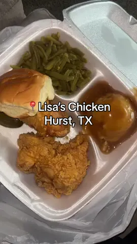 I tried this place called Lisa’s Chicken on Doordash 7/10 The gravy and chicken was pretty good, I needed some more seasoning tho 😩 #kayyeatss #eatwithme #lisaschicken #dallaseats #dallascontentcreator #dfwfoodie #friedchickenmukbang #mukbang #soulfood 
