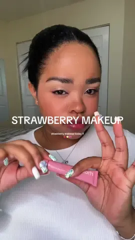 the best !!! 🍓🎀🥰 #strawberrymakeup #makeup #MakeupRoutine #makeuplook #lightmakeup #easymakeup 