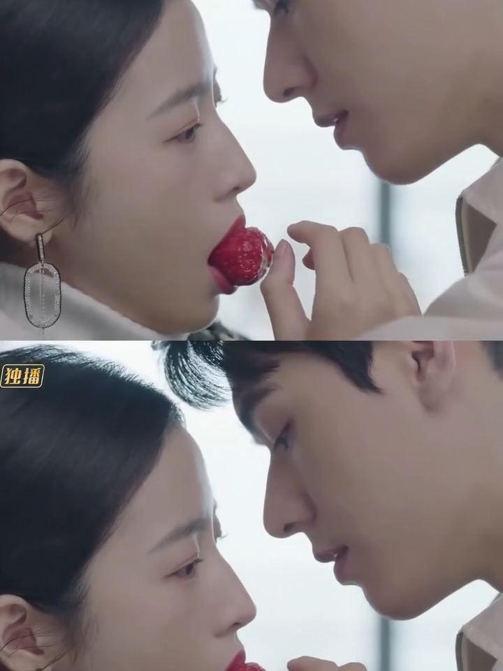 Strawberry kiss! 🍓😘Happy Valentine's Day to everyone ❤ #BeginAgain #GongJun  #ZhouYutong #cdrama #drama #MangotvSweetdrama #valentines #happyvalentinesday  Mobile users download MangoTV App 👉 https://bit.ly/MGTVIntl