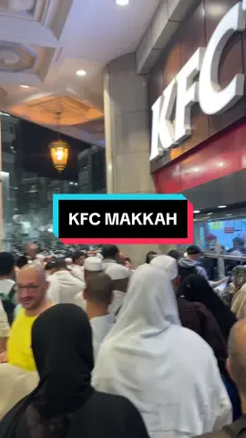 MasyaAllah. #barakallah #fyp #umrah2024 #rezeki #tiramtravel #mekah #ramadhan #kfc 