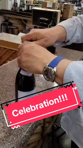 #BirthdayCelebration with Burgundy . . . . #burgundy #mywineplus #stepanbaghdassarian #alwaysdrinkthegoodstuff 