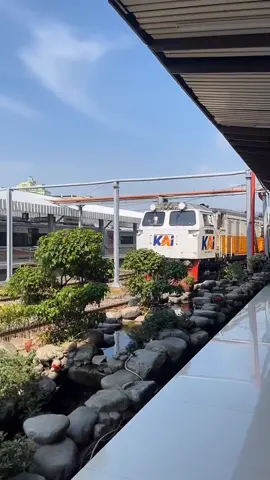 Suasana Stasiun Bandung di pagi hari #LIVEhighlights #TikTokLIVE #LIVE 