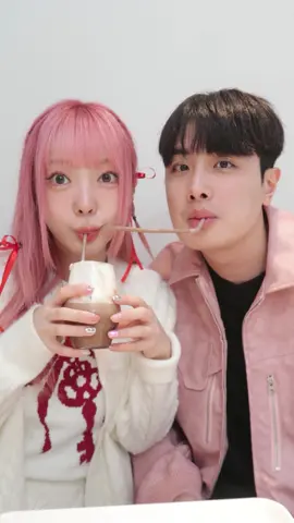 찐사랑만 할 수 있는 빨대 공유법