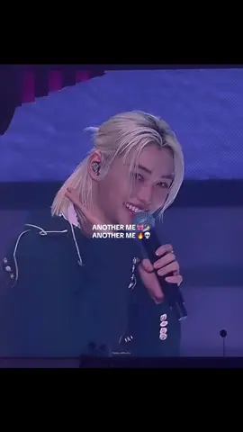 Felix duality 😭 #felix #straykids #felixskz #felixdeepvoice #leefelix #skz #fyp 