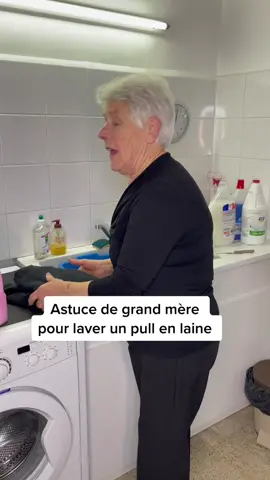 Une astuce à connaitre pour laver la laine 👵🏻 | Abonne toi pour plus de conseils #astuce 