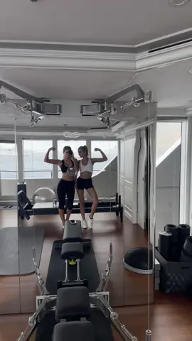 loves pilates #fyp 