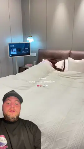 #duet THE TV FOLLOWED HER IN EVERY ROOM ! - IG - richardsalesofficial #viral #xyzbca #FYP 