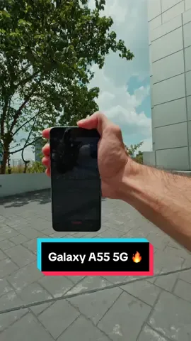 How good is the video performance on the Samsung Galaxy A55 5G? 🤔 Recorded in 4K, the stabilization is incredible! Plus you also get up 12-BIT HDR when recording, which is insane! 😍 Oh and if you wanna secure your data, Knox has got your back. Protect anything for your eyes only, with a single tap 🔥 #withgalaxy #galaxya55 #samsung #mobilevideography #shotonsamsung 