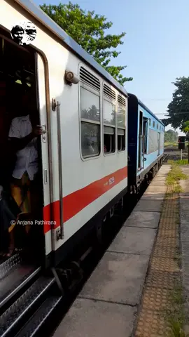 අච්චාරු චීනා S10 & S12 Trains😍 #trainloon #train #shorts #travel #vlog #srilanka #trains #trainvideo #trainloon #train #trains #shorts #travel #vlog #srilanka #travelvlog #trainvlog #trainvideo #trainshorts #engine #car #loco #locomotive #coach #trainjourney #trip #journey #railway #trainenthusiast #trainlover #srilankantrains #travelsrilanka #trainvideos #trainsinsrilanka #trainshorts #trainsrilankashorts #srilankatravel #srilankatrainjourney #trainrace #srilankatravelvlog #trainengine #traintrip Subscribe for more videos like this 👉 https://www.youtube.com/@trainloon   Hit a 👍if you like it... Share with your friends... Follow me on Facebook 👉 https://www.facebook.com/trainloon Follow me on Instagram👉 https://www.instagram.com/trainloon99 Follow me on TikTok 👉 https://www.tiktok.com/@trainloon