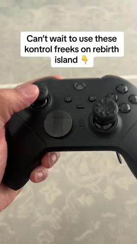 Get these kontrol freeks and improve your aim.. #warzone #resurgence #fortuneskeep #rebirthisland #controller #controlfreak #mw3 