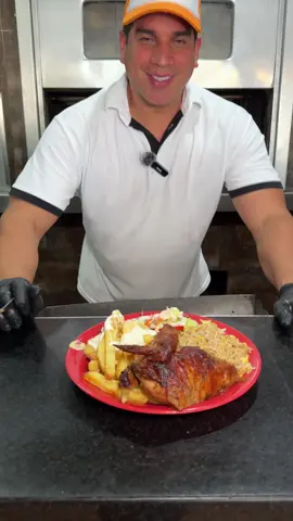 QUE BARBARIDAD! 🍗😮‍💨  Doradito, jugoso, con hartas papas fritas, ensalada y muchas cremas 🤤  En DON CIRILO compartimos el legado del sabor!   Te esperamos Av San Juan 701, San Luis 📍  . . . #chaufa #lima #polloalabrasa #peru #Foodie #comidaperuana #pollitoconpapas 