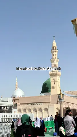 Tipsdari @Ustadz Syafiq Fansbase agar bisa diundang Rasulullah ke Kota Madinah. Alhamdulillah diizinkan Allah SWT mengunjungi Raudhah yang berada di Masjid Nabawi disebut sebagai taman surga. Raudhah disebut juga dengan tempat yang berada di antara rumah nabi (sekarang makam nabi) dan mimbar tempat beliau berdakwah. #raudah #raudahtamantamansurga #madinah #madinahalmunawaroh #umrahramadhan #ramadhan2024 #ramadhanmubarak #saudiarabia #masjidnabawi #umrahmemories 