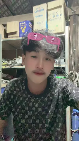 ស្រវឹងទេស្រវឹញចេះតែញញឹម😁❤️