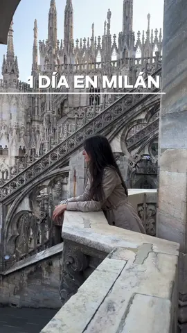 1 día en Milán 🇮🇹  Si tienes poco presupuesto, ¡este es tu destino! ✨ Comienza tu día en el Duomo, sigue tu visita en la cafetería Starbucks Reserve Roastery ☕️ No te olvides de visitar la estatua de Il Dito ni las Galerías Vittorio Emanuele II ☀️ Después de comer explora las obras maestras en la Pinacoteca di Brera y termina el día conociendo la historia del imponente Castello Sforzesco 🏰 #milan #milano #milán 
