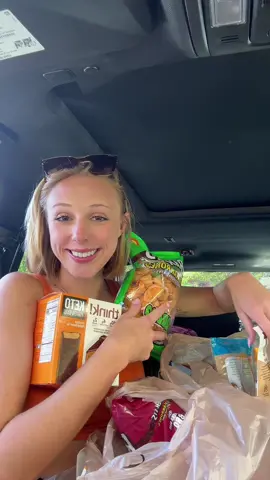 My roadtrip essentials! What are yours?? @MBB 