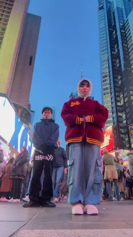 Sumthing different just for the fun of it 🤣 our last two 🧠 cells 😂 @Mitsuki #fypシ #fypage #trendingdance #trending #blowthisupforme #jungle #backon74 