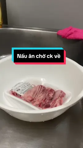 #CapCut Cô gái mới sang 🇯🇵 tập quay vlog nấu ăn. 😂#xuhuongtiktok #cuocsongnhatban 
