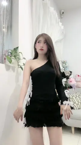 không được cười tuii 😂