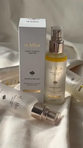 tui bị ghiền chai serum xịt D’alba này á, nhất là xịt để lớp nền trông căng bóng, rcm cho da khô nè #foxiereview #beautybyfoxie 