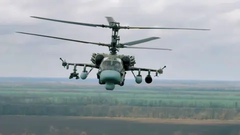 #ka52alligator #ka52 #russia #russia🇷🇺 #military #ukraine #helicopter #fyp #war #fypシ #attackhelicopter #aviation #viral #apache #ah64 #russianairforce #fighterjet #sukhoi #airforce #russianarmy #russian #army #putin #foryou #россия
