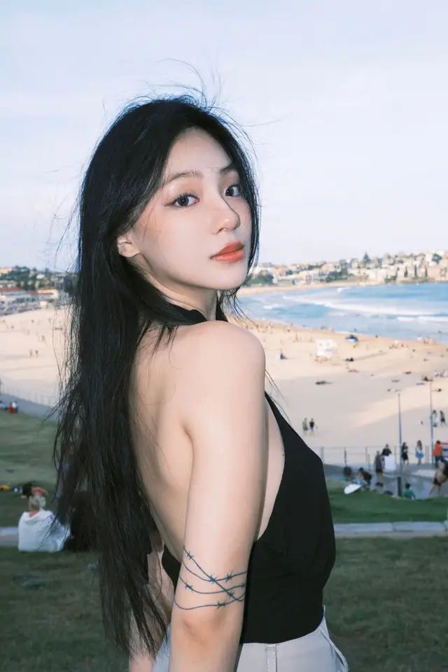 🐟🌊🖤