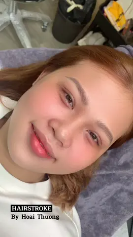 Chị khách yêu cầu nâng lông mày cho thoáng mắt. Vì có ý định nâng cung mày, em khuyên ai còn trẻ ko nên nhé, chắc chắn để lại sẹo⁉️ Như này có đỡ tốn tiền nâng cung ko nè #lôngmàysợihairstrokeđẹpđànẵng #lôngmàyđànẵng #phunxamthammy #phunxamĐàNẵng 