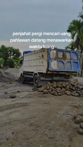 bodo amat sama pahlawan, intinya kita redy mase bahan material 😎