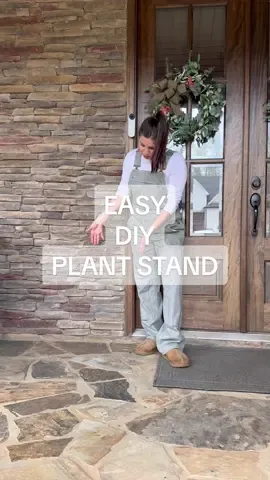 Easy DIY raised plant stand! 🤯🪴 I’m using @Dixie Belle Paint Co stain for this project! AD #dbpbrandambassador  . . . #easydiyprojects #diyplantstands #plantstands #woodworking #DIY #diyprojects #plantstand 