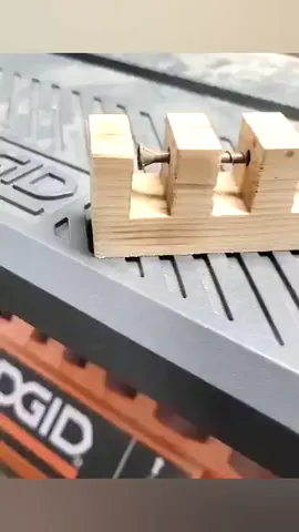 DIY The Impossible Screw!  #carpentry #woodworking #Tenon  #foryou #fyp 