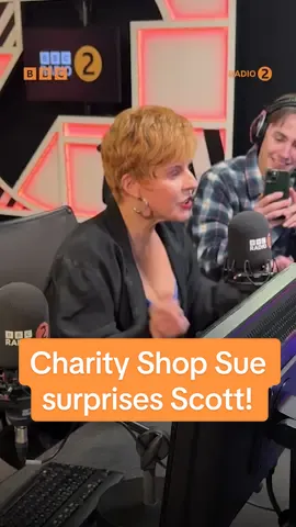 Charity Shop Sue surprised Scott Mills live on air today! 😂🧡 #charityshopsue #scottmills #bbcradio2 
