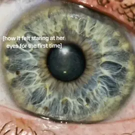 i still remember the way you looked at me with your brown eyes and smiled when we first called each other. it was the best day in my life. i miss you a lot...#Love #hereyes #mac 