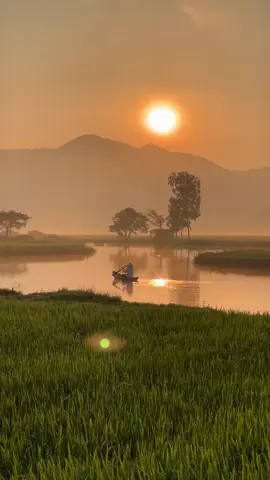 Bình yên cũng là một dạng hạnh phúc.#diphuyencungdieuden #art #amazing #chill #travel #fyp 