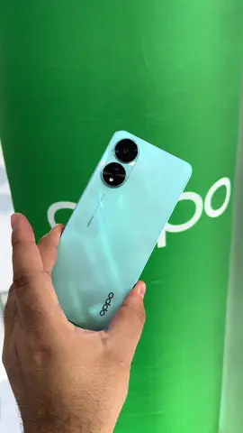 Oppo A78 📲 El Oppo A78 4G cuenta con una pantalla AMOLED FHD+ de 6.43 pulgadas con tasa de refresco de 90Hz y está potenciado por un procesador Snapdragon 680 con 8GB de RAM y 128GB o 256GB de almacenamiento interno. La cámara trasera es dual, con sensor principal de 50MP, mientras que la cámara selfie es de 8MP. El Oppo A78 4G se alimenta de una batería de 5000 mAh de carga rápida, tiene un lector de huellas bajo pantalla, parlantes stereo, resistencia al polvo y agua, y Android 13. #oppo #oppocolombia #oppoa78 #lejotech 
