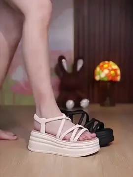 Sandal nữ tăng chiều cao #sandal #giaynu #giaydecao #maxlovestore #videothoitrang #tiktokstyle 
