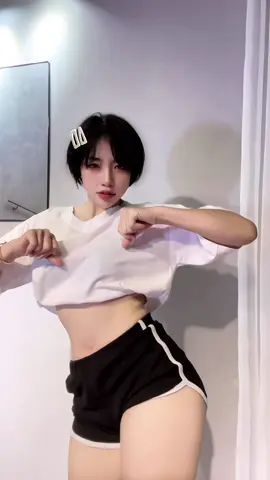 Cũng hơi hơi kịch tính #meiz_meiz @#meidancestudio 